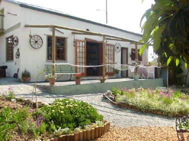 Driftwood Cottage & Gumtree Cottage self-catering weekend getaway