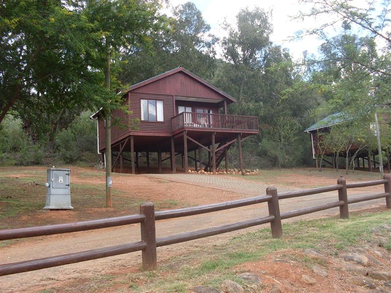 Cango Mountain Resort self-catering weekend getaway