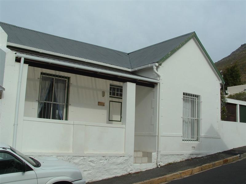 Plumbago Cottage, Simons Town self-catering weekend getaway