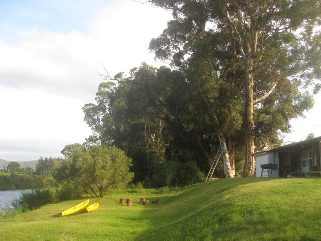 Die Houthuis & A Snoozer's Cottage self-catering weekend getaway